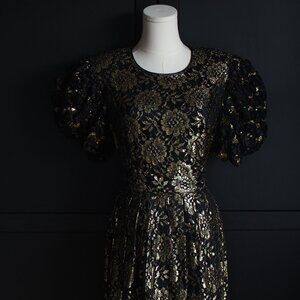 Femme De Carriere | Vintage Stunning Festive 2-Piece Black & Gold Skirt/Top Set